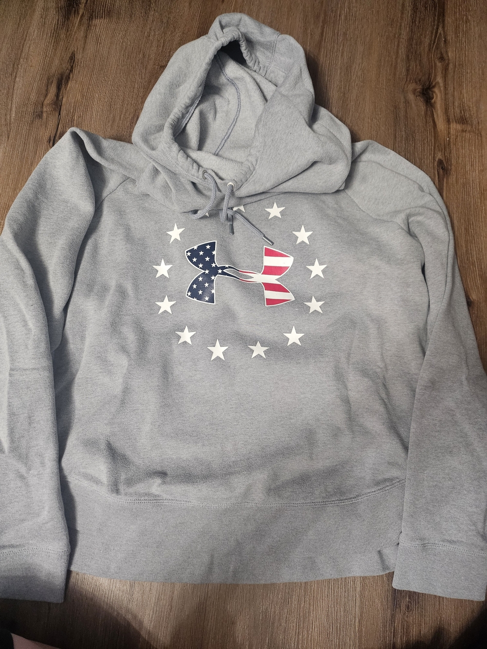 Under Armour Women's Light Gray Crewneck Hoodie with Americana Logo